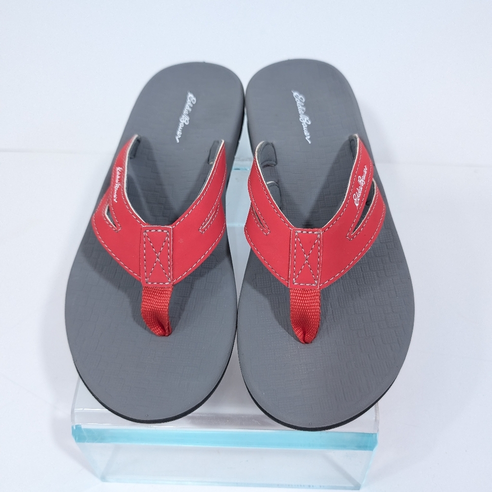 Eddie Bauer Women Flip Flops sz 7 Red Faux Leather Sandals Toe Post beach - Picture 3 of 10